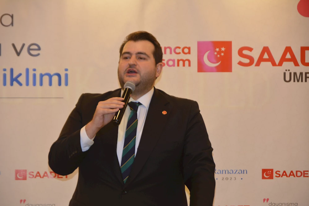 Saadet Partisi Ümraniye İlçe Başkanlığının düzenlediği iftar programına yoğun ilgi